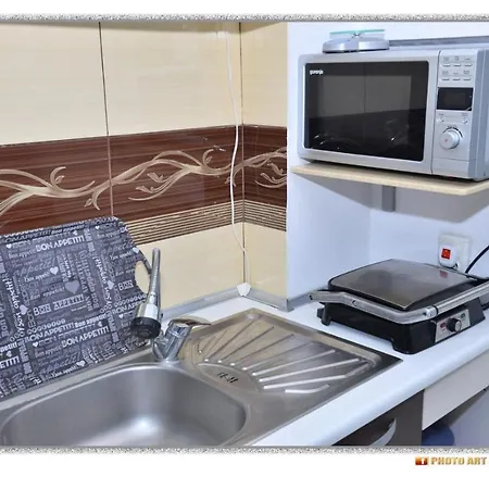 Cazare La Mare Piata Ovidiu Apartment Constanta